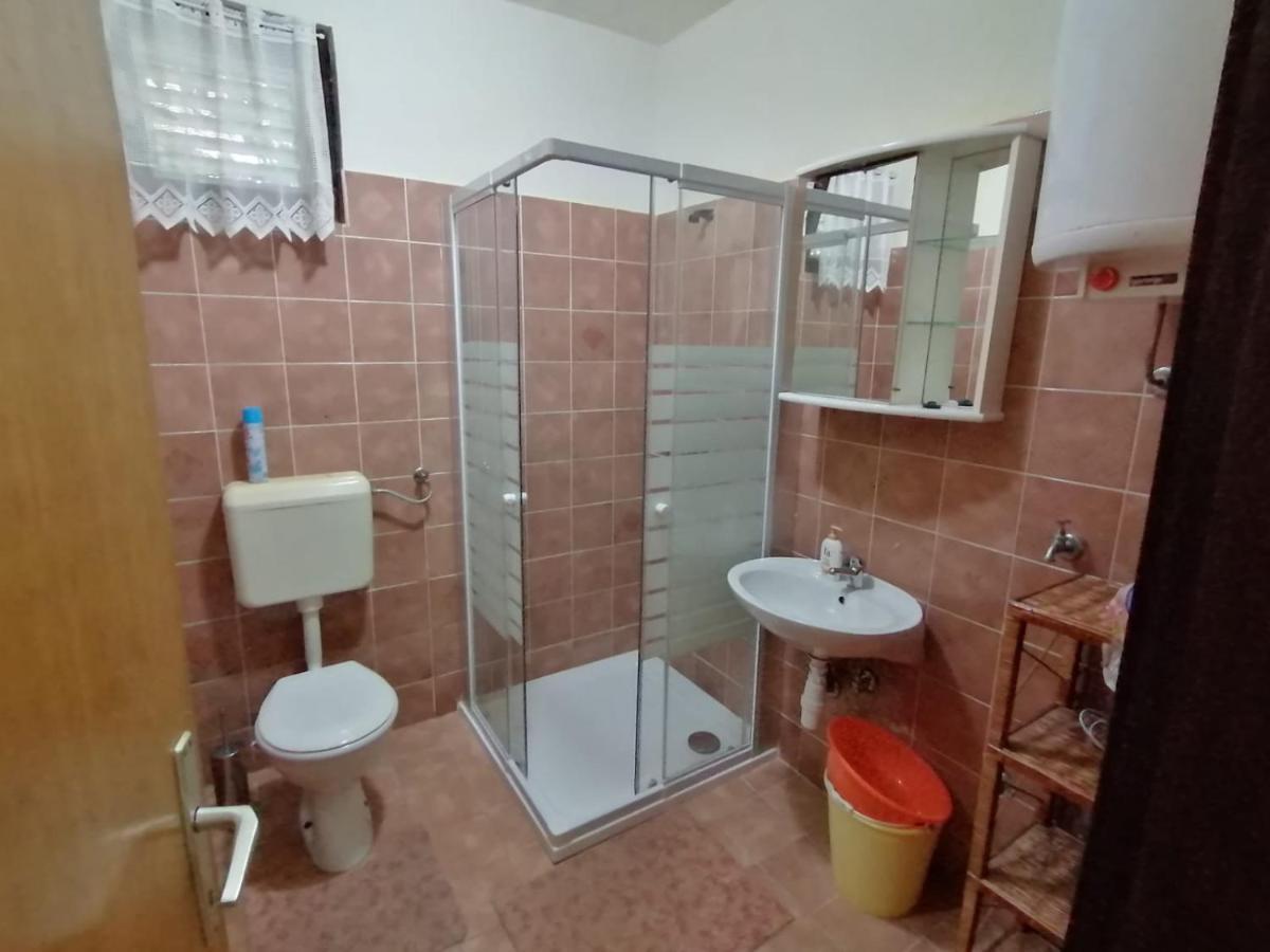 Apartmani Volaric Pag Паг Екстериор снимка