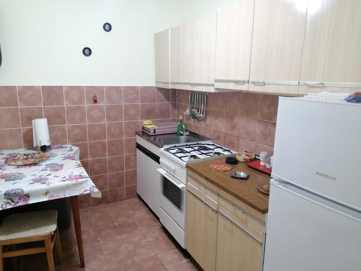 Apartmani Volaric Pag Паг Екстериор снимка